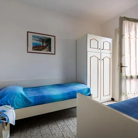 Two-story House Near The In Appartamento *